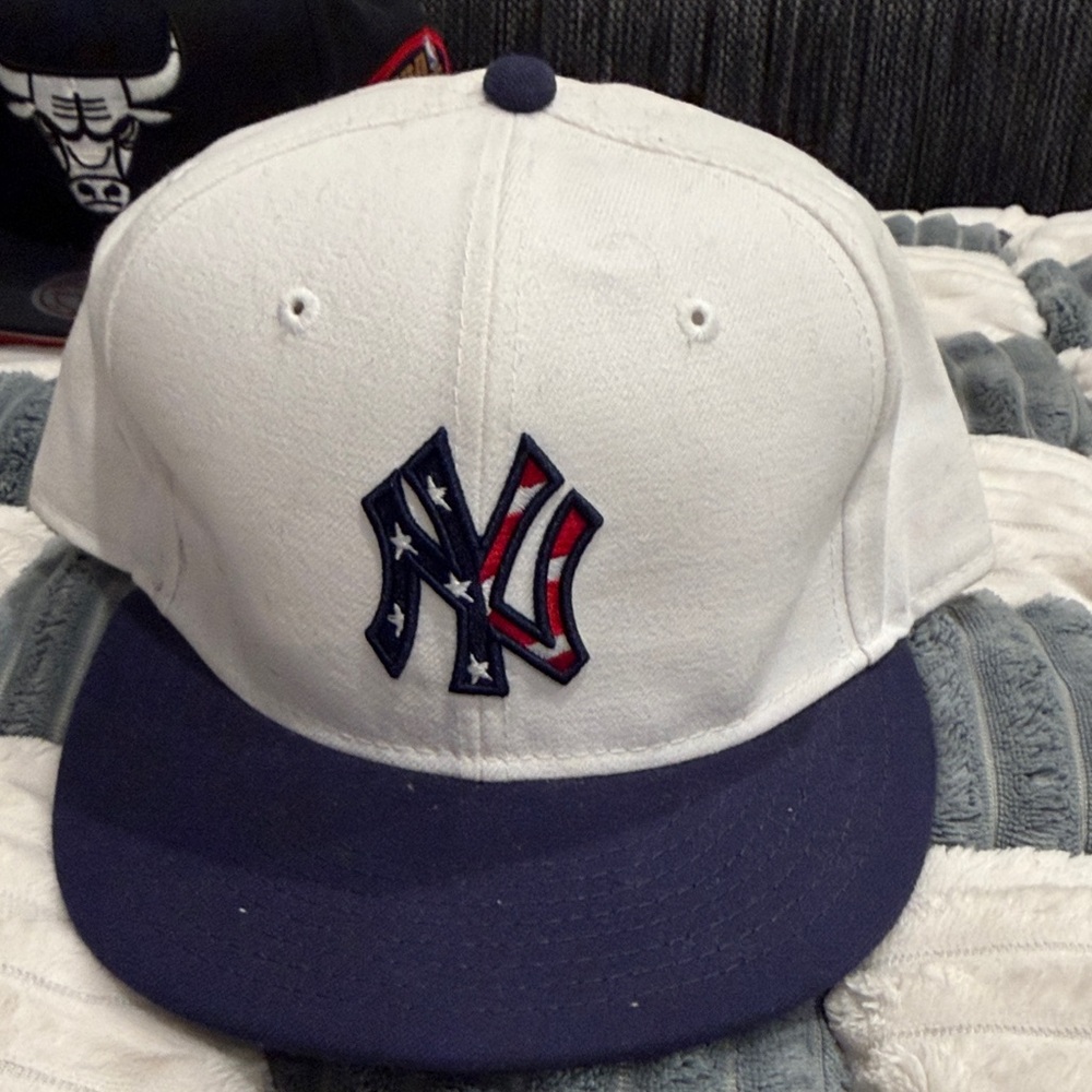 New Era Kids White and Navy Cap